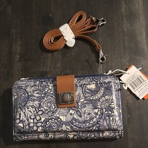Sakroots Blue Artist Circle Crossbody Wallet Fits Smartphone NWT